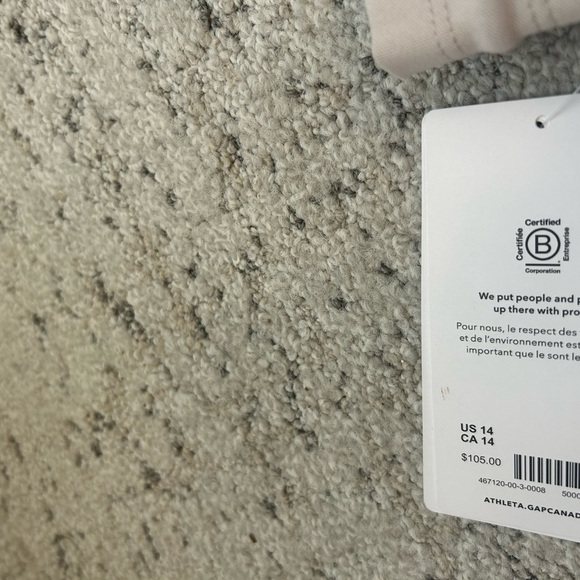 Athleta NWT padded shorts size 14 super cute good/beige - Picture 13 of 13